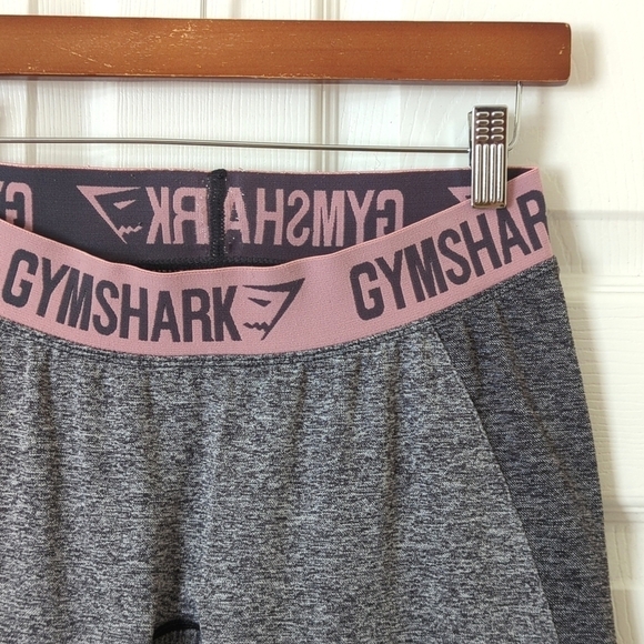 Gymshark Dry Low Rise Athletic Fit Body Contouring Workout Leggings Gray Medium - Picture 3 of 10